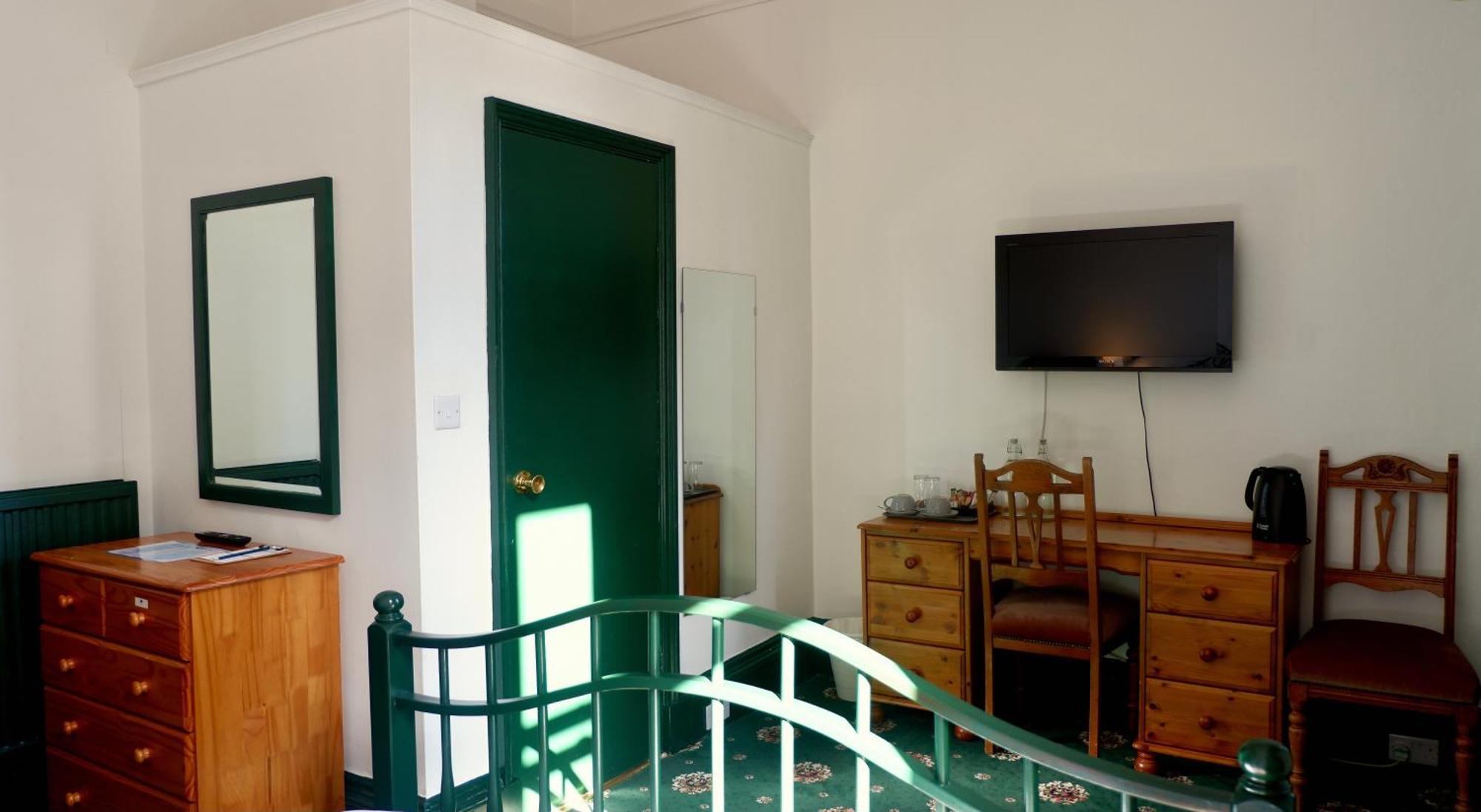 Hotel 4 Friends House EDI Pokoj fotografie